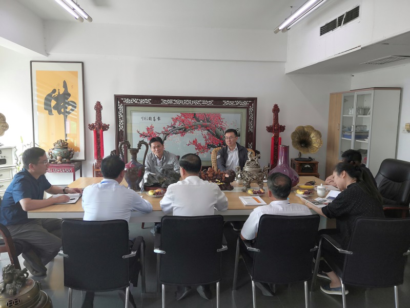 泉山区统战部长李建华一行来乐鱼在线注册_乐鱼（中国）指导党建工作