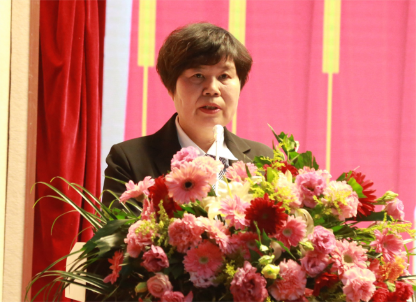 乐鱼在线注册_乐鱼（中国）第一届党委班子选举大会---徐州市树恩中学总校长薛淑萍同志致开幕辞