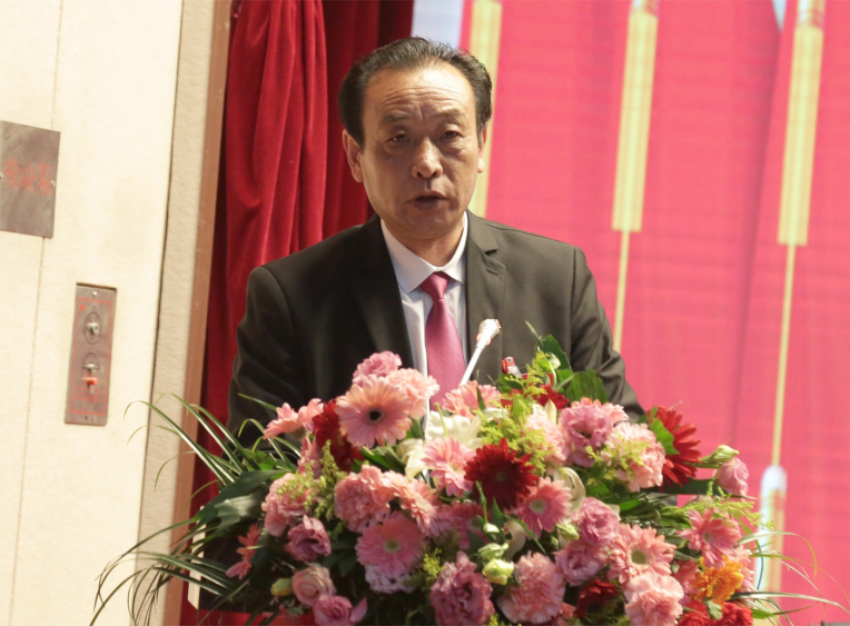 乐鱼在线注册_乐鱼（中国）第一届党委班子选举大会---乐鱼在线注册_乐鱼（中国）实业集团党委常委、纪委副书记郑军同志作纪委工作报告